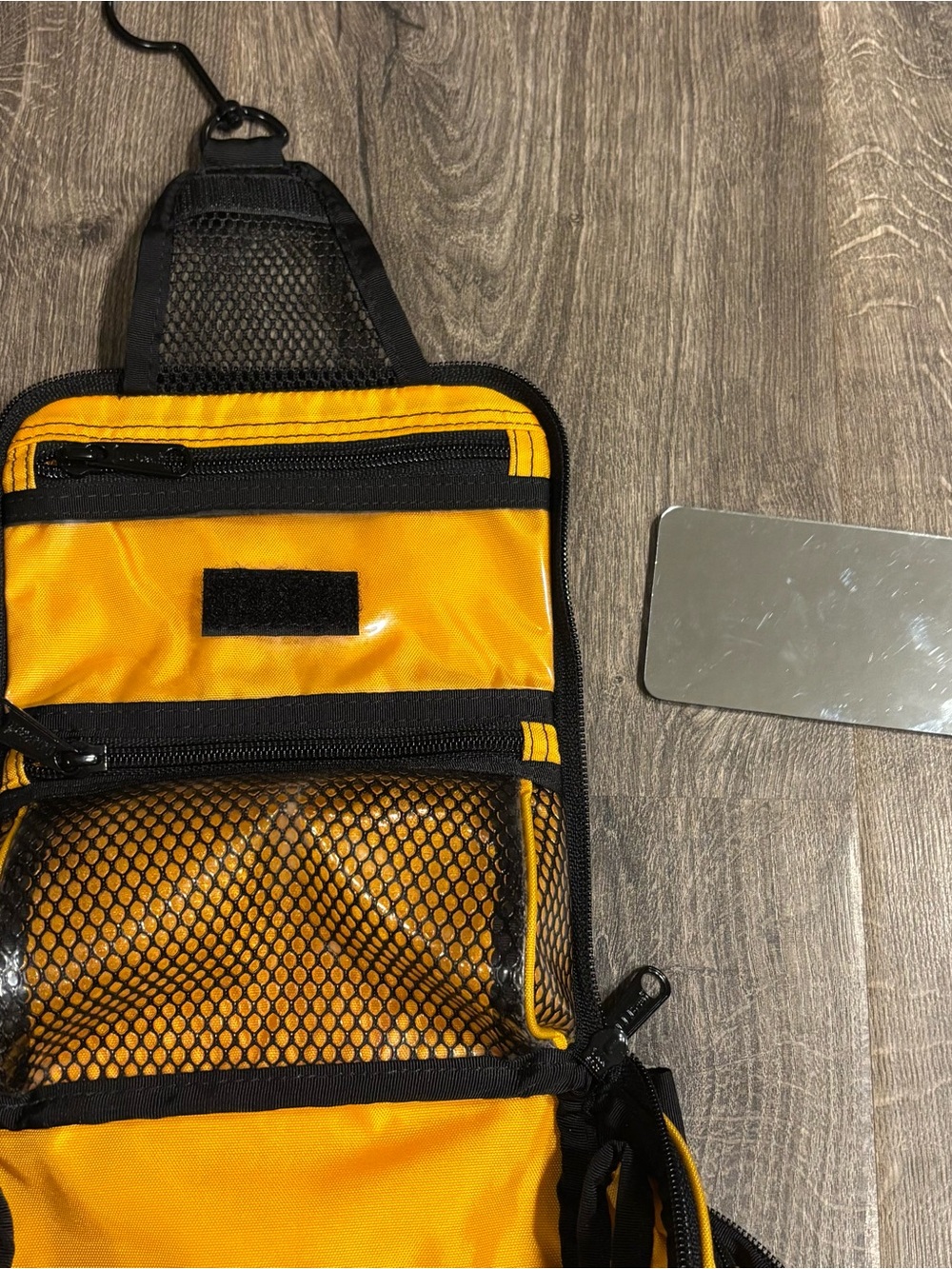 L.L. Bean Personal Organizer Bag Traveler Family Toiletry Bag Yellow Size Small - Picture 9 of 13